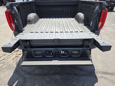 Used 2020 GMC Sierra 1500 AT4 w/ AT4 Premium Package AWD/4WD image 22