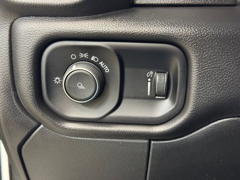 Used 2024 RAM 2500 Tradesman image 27