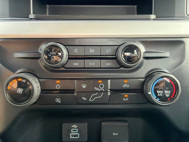 Used 2024 Ford F550 4x4 Crew Cab Super Duty image 28