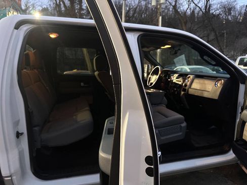 Used 2012 Ford F150 XLT w/ XLT Chrome Pkg image 6