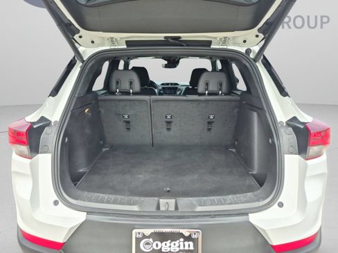 Used 2023 Chevrolet TrailBlazer ACTIV w/ Sun and Liftgate Package AWD/4WD image 28