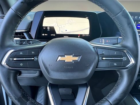 Used 2026 Chevrolet Tahoe LS AWD/4WD image 19