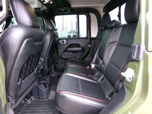 Used 2021 Jeep Gladiator Mojave image 11
