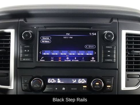 Used 2019 Nissan Titan SV w/ SV Convenience Package RWD image 25