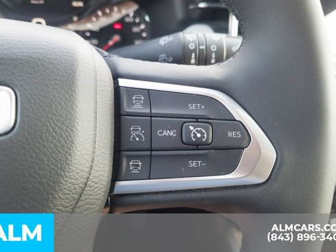 Used 2025 Jeep Compass Limited AWD/4WD image 10