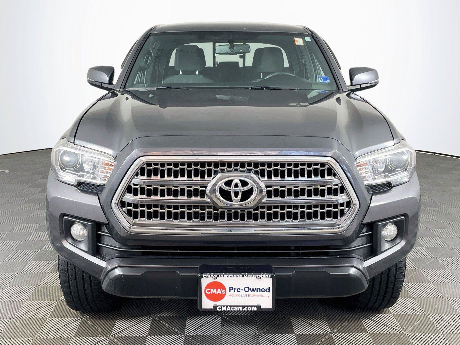 Used 2016 Toyota Tacoma TRD Off-Road w/ Towing Package AWD/4WD image 2