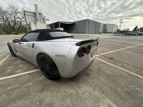 Used 2007 Chevrolet Corvette Convertible w/ Preferred Equipment Group image 3