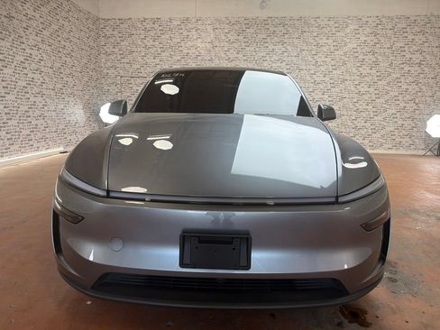 Used 2026 Tesla Model Y AWD image 2