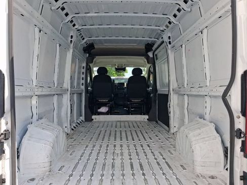Used 2023 RAM ProMaster 2500 FWD image 6