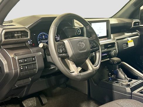 Used 2025 Toyota 4Runner SR5 RWD image 7
