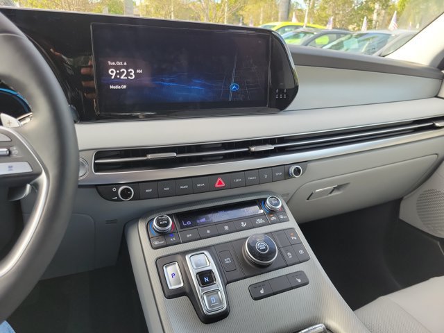 Certified 2025 Hyundai Palisade SEL FWD image 25