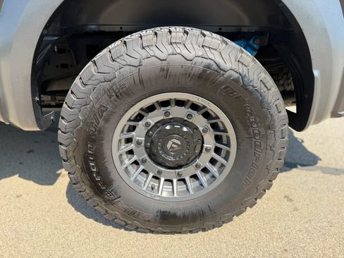 Used 2018 Ford F150 Raptor w/ Equipment Group 802A Luxury AWD/4WD image 10