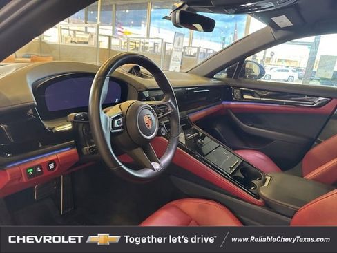 Used 2024 Porsche Panamera 4 image 18