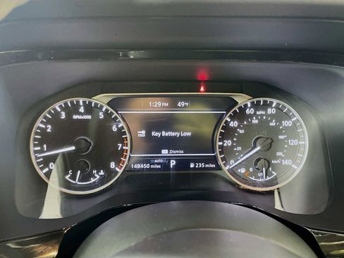 Used 2022 Nissan Pathfinder SV image 10