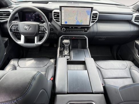 Used 2025 Toyota Tundra Platinum AWD/4WD image 13