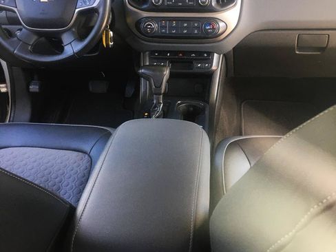 Used 2017 Chevrolet Colorado Z71 AWD/4WD image 20