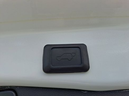 Used 2023 Toyota RAV4 XLE w/ Convenience Package AWD/4WD image 32