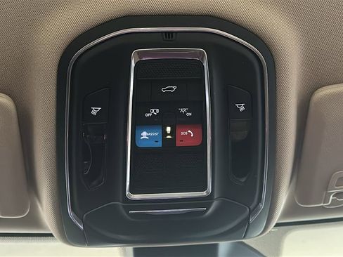 Used 2021 Jeep Grand Cherokee L Limited image 28