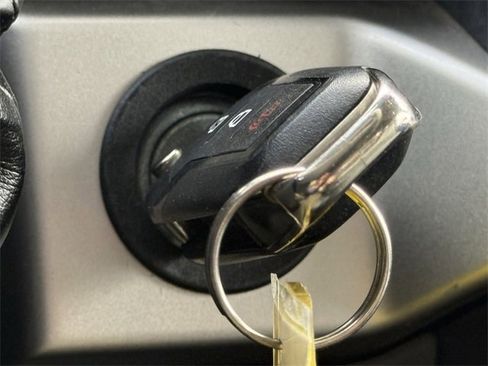 Used 2021 Ford F150 XLT w/ Trailer Tow Package image 20