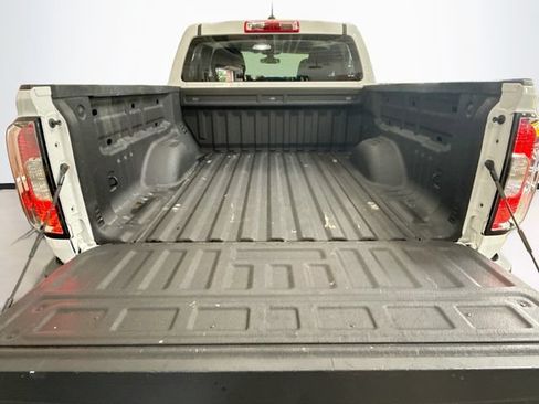 Used 2019 GMC Canyon SLE AWD/4WD image 24