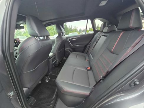 Certified 2025 Toyota RAV4 XSE AWD/4WD image 15