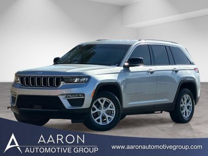 Used 2023 Jeep Grand Cherokee Limited w/ Trailer Tow Prep Group (B)