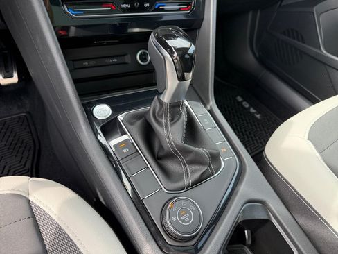 New 2026 Volkswagen Taos SE AWD/4WD image 20