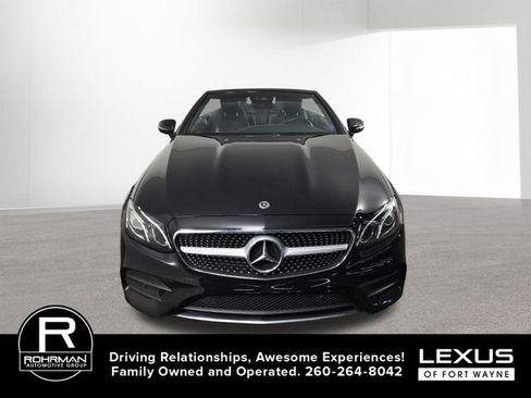 Used 2018 Mercedes-Benz E 400 4MATIC Cabriolet image 3