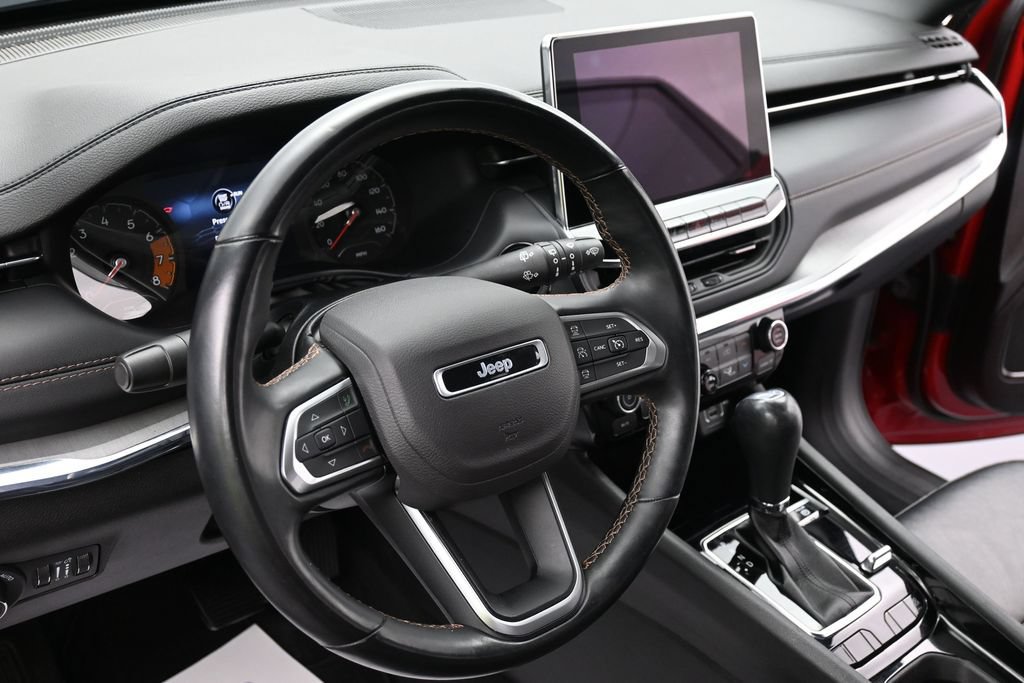 Used 2022 Jeep Compass Limited AWD/4WD image 15