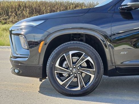 New 2026 Buick Enclave Sport Touring w/ Super Cruise Package image 6