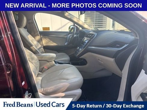 Used 2018 Lincoln MKC Premiere AWD/4WD image 17
