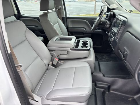 Used 2016 Chevrolet Silverado 2500 W/T image 23