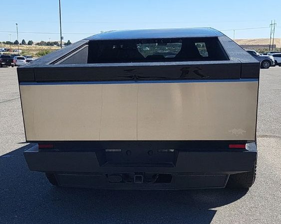 Used 2025 Tesla Cybertruck Cyberbeast AWD/4WD image 4