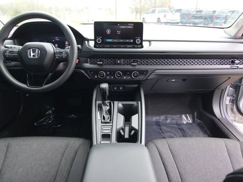 Used 2024 Honda Accord EX image 37