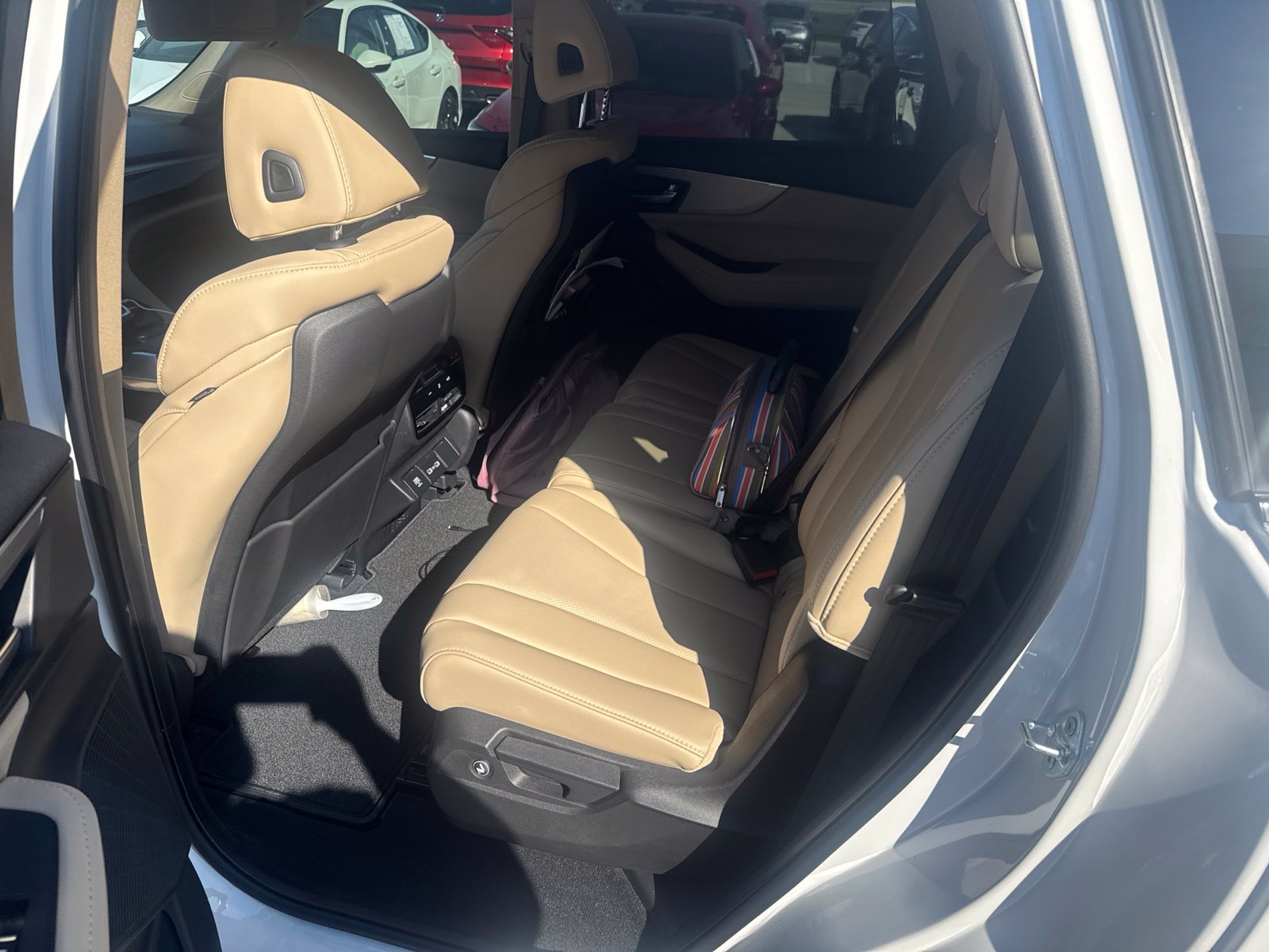 Used 2024 Acura MDX w/ Technology Package FWD image 10