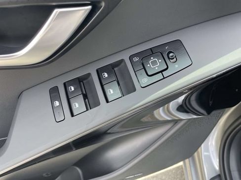 New 2026 Kia Niro EX w/ EX Premium Package FWD image 21