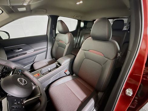 New 2026 Nissan Kicks SR w/ Cold Weather Package image 11