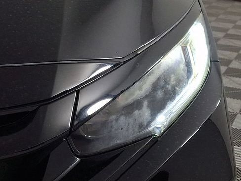 Used 2019 Honda Civic Sport image 12
