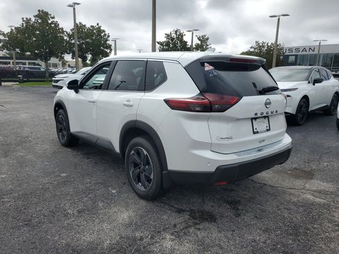 New 2026 Nissan Rogue SV image 6