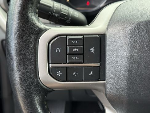 Used 2024 Ford Expedition XLT RWD image 12