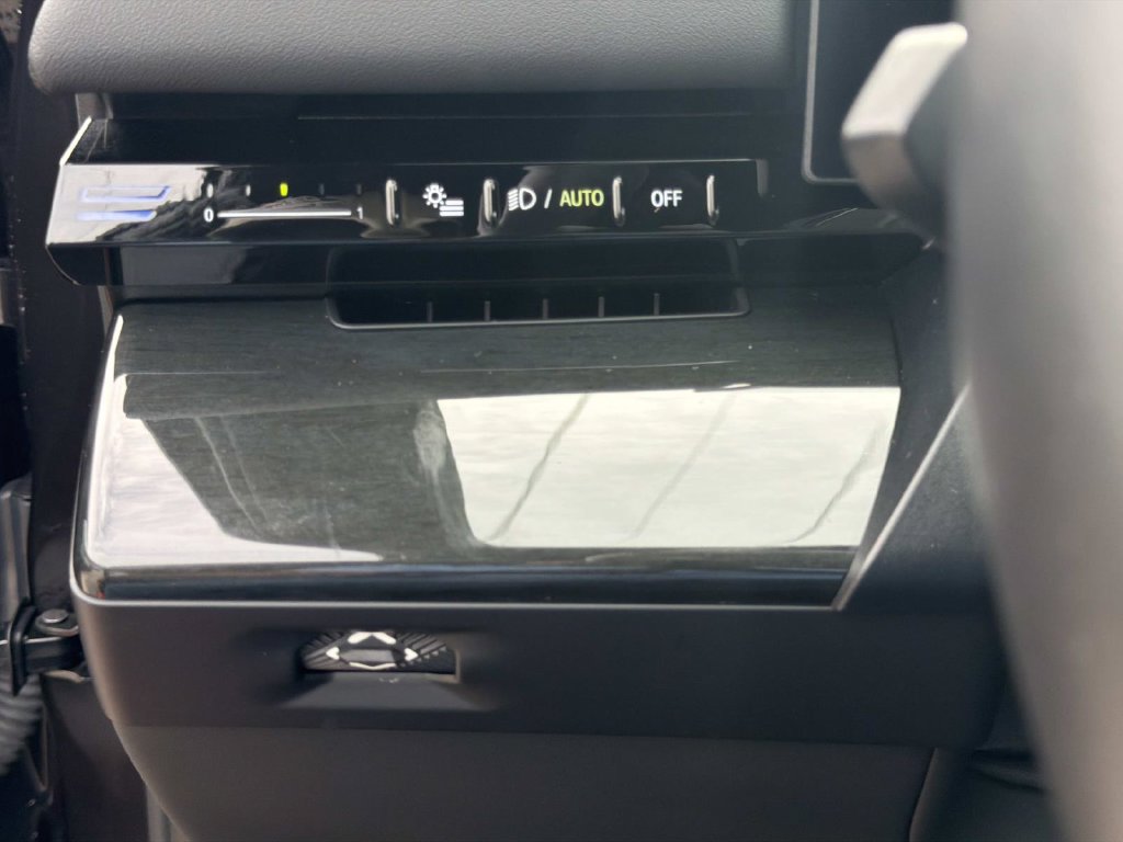 Used 2026 BMW 530i RWD image 21