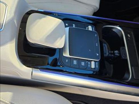 Certified 2022 Mercedes-Benz GLA 250 image 18