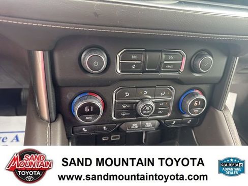 Used 2022 Chevrolet Tahoe Z71 w/ Luxury Package image 22