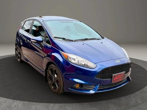 Used 2016 Ford Fiesta ST FWD image 3