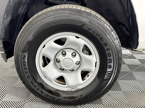 Used 2023 Toyota Tacoma SR image 34