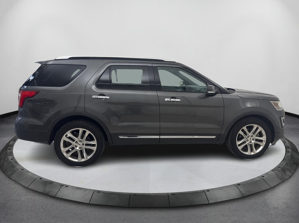 Used 2016 Ford Explorer Limited w/ Equipment Group 301A FWD image 4
