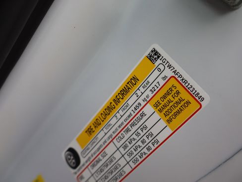 Used 2024 GMC Savana 2500 w/ Driver Convenience Package image 36