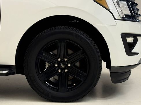 Used 2021 Ford Expedition XLT RWD image 6