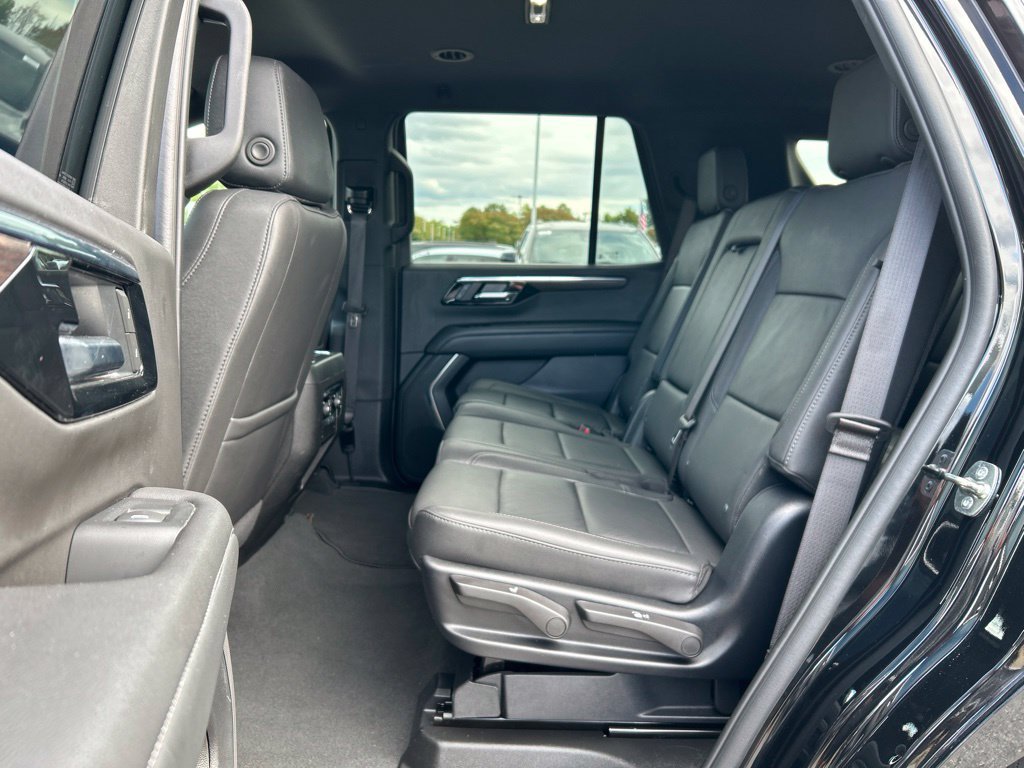 Used 2025 Chevrolet Tahoe LT AWD/4WD image 28