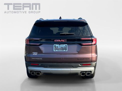 Used 2025 GMC Acadia Elevation image 6